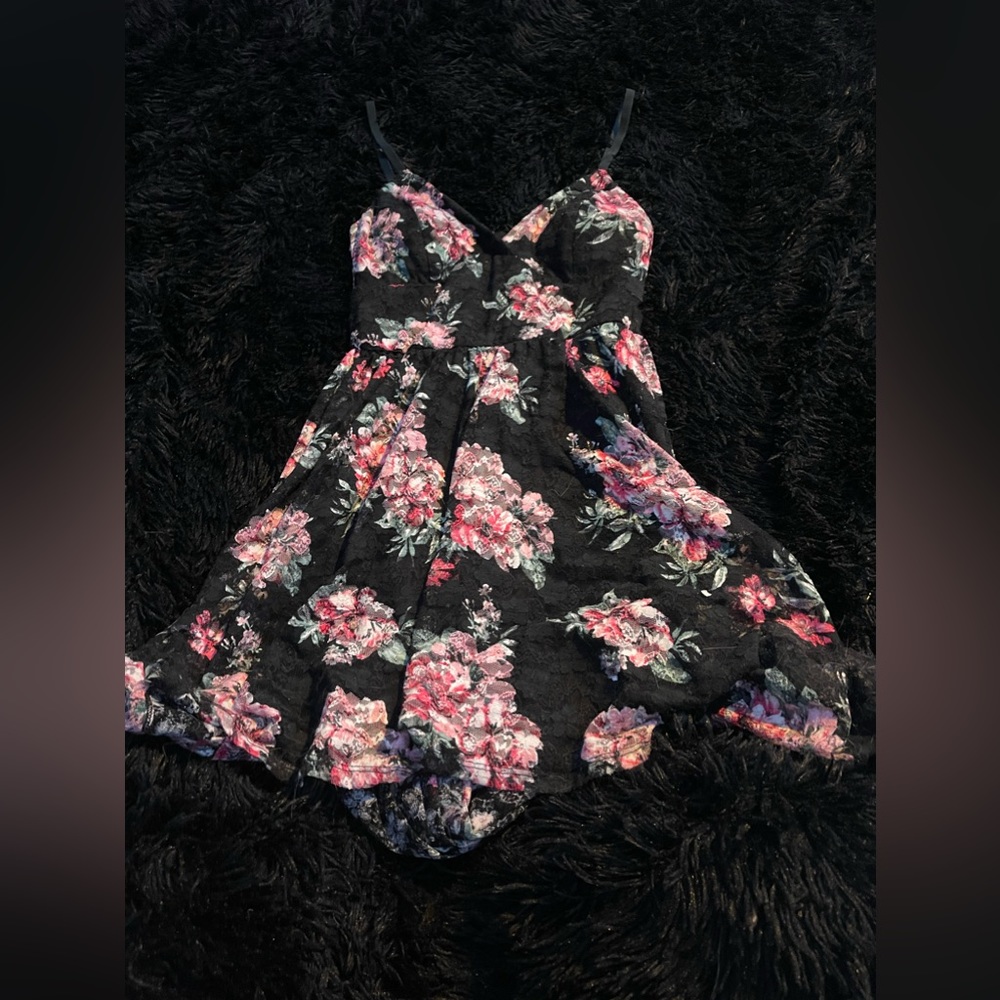 Jcpenney black floral dress - Picture 4 of 5